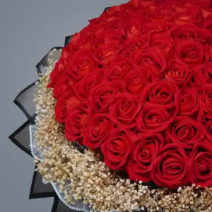 101'li Kırmızı Yapay Gül Buketi - Ay Flowers