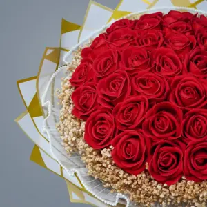 41'li Kırmızı Yapay Gül Buketi - Ay Flowers