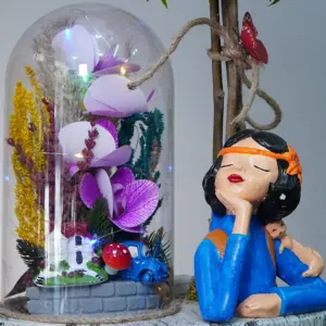 Mor Yapay Orkide Kadın ve Kedi Figürlü Teraryum - Ay Flowers
