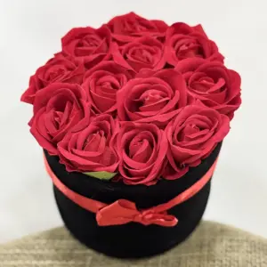 Yapay Kırmızı Gül Kutu - Ay Flowers